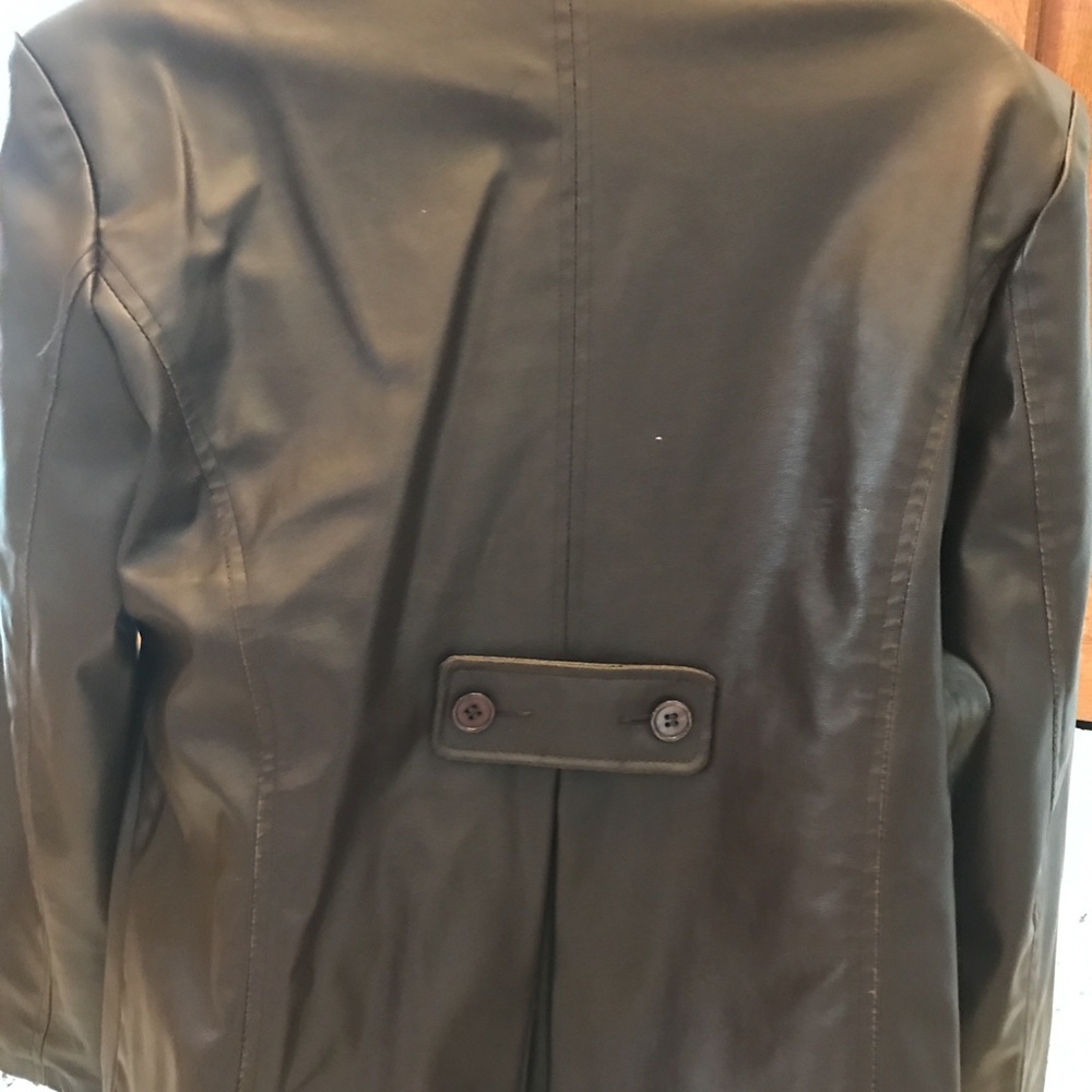 jacket - Picture 4 of 6
